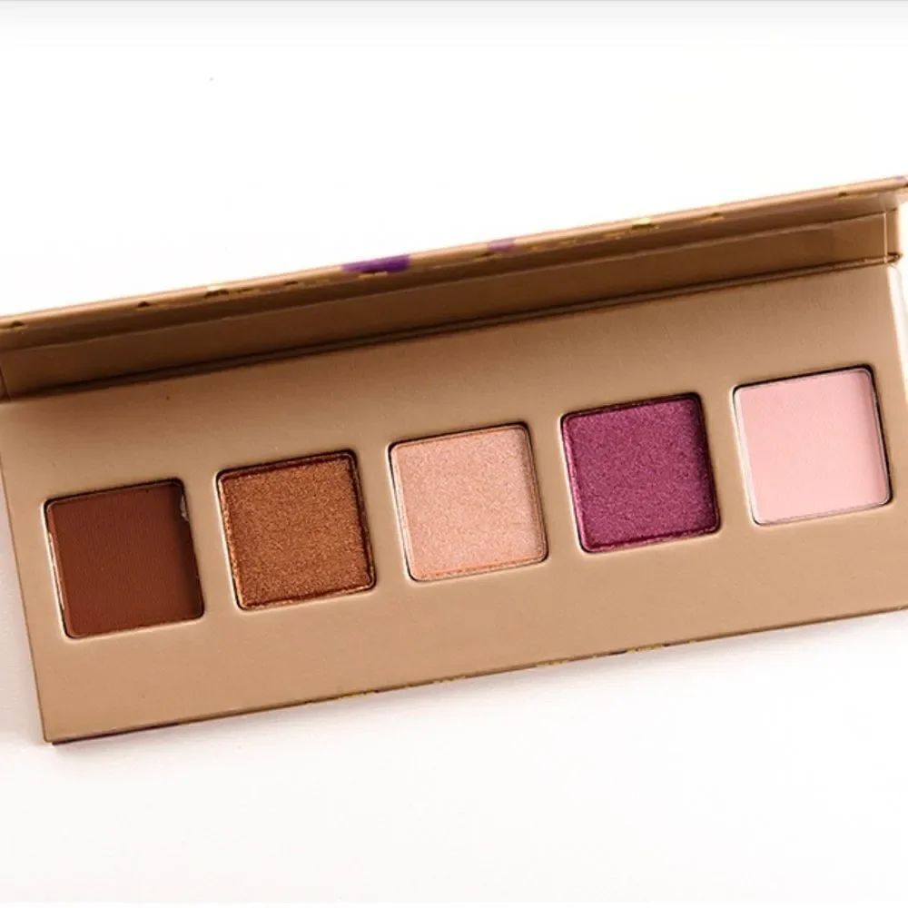 Stila Eyeshadow Palette -โSending My LoveโPalette